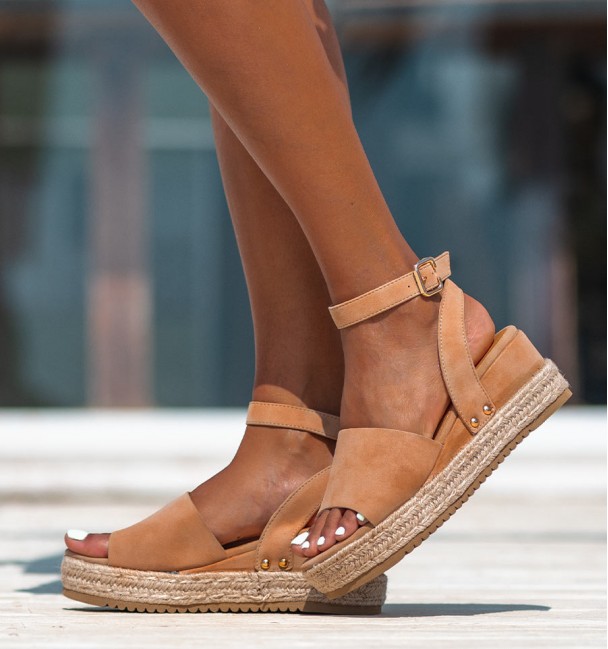 Plataforma camel de juta com bracelete Plataforma camel de juta com bracelete