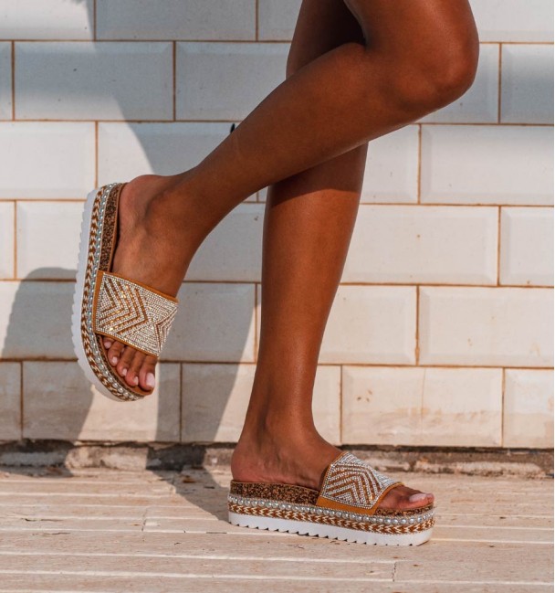 Platform brown sandals do Farol