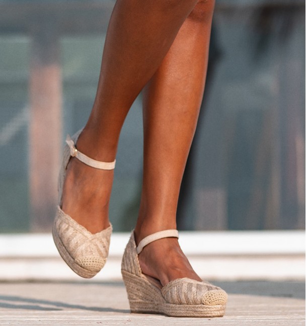 Woven esparto grass wedges Woven esparto grass wedges