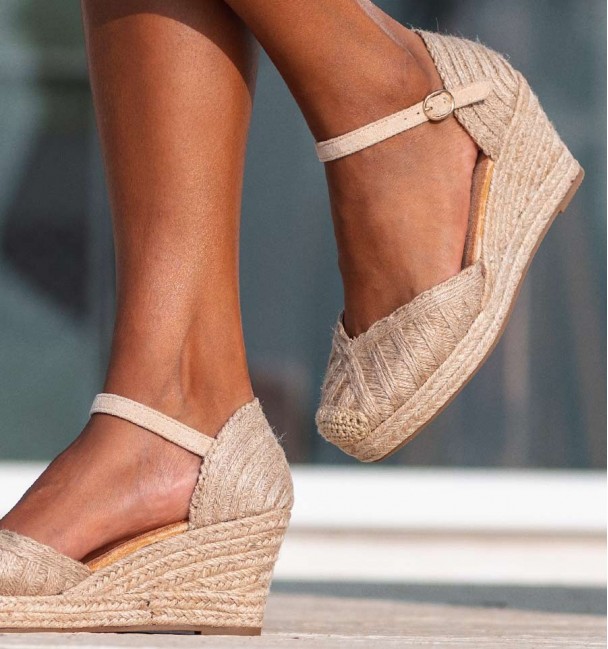 Woven esparto grass wedges Woven esparto grass wedges