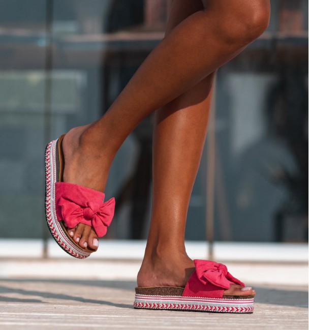 Sandalias rosas lazo