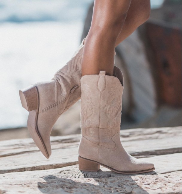 beige cowboy boots Aila beige cowboy boots Aila