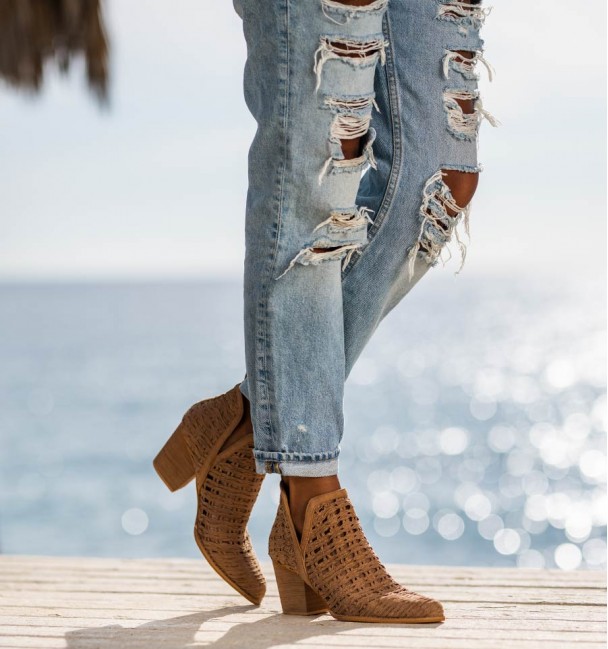 Brown openwork country ankle boot