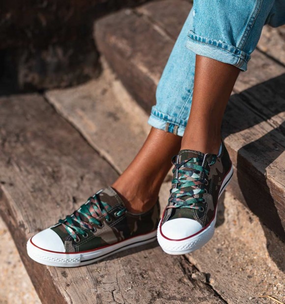 women's camouflage sneakers