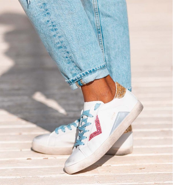 Vic pink trainers