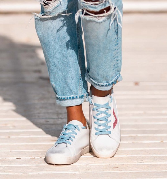 Vic pink trainers 2