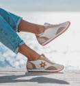 Brown sneakers Estrella