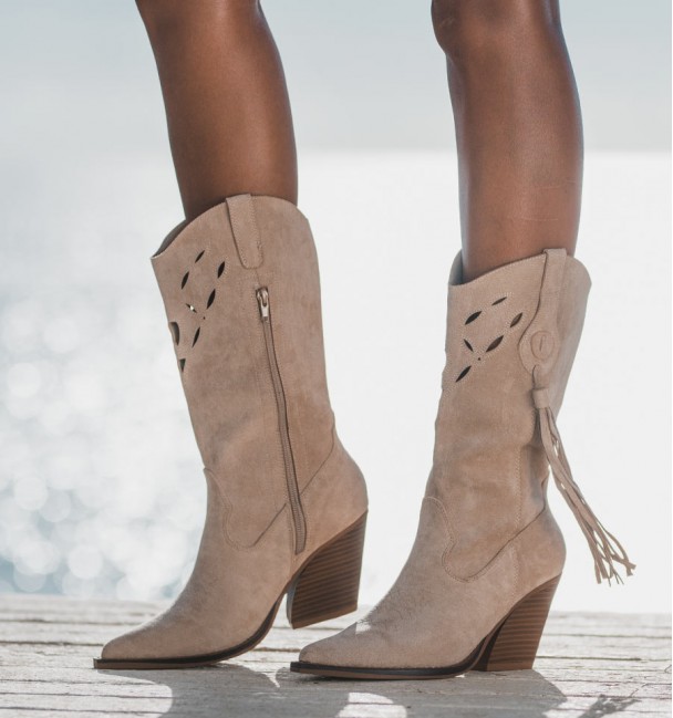 Botas cowboy bege Mara Botas cowboy bege Mara