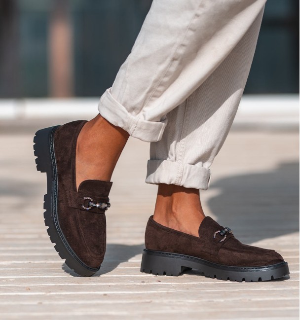 Mocassins com sola castanhos Cristales