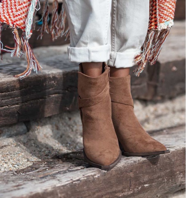 Botins castanhas country com fivela Dani Botins castanhas country com fivela Dani