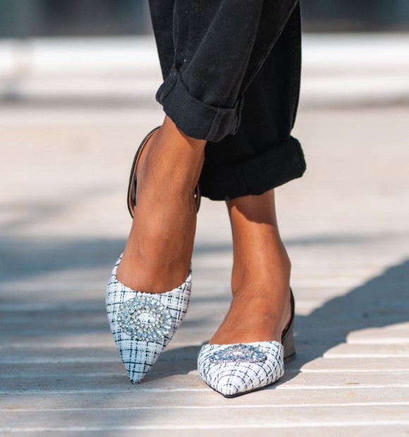 Joya white shoe 2