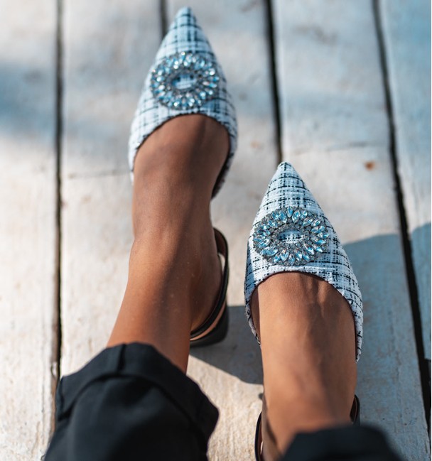 Joya white shoe