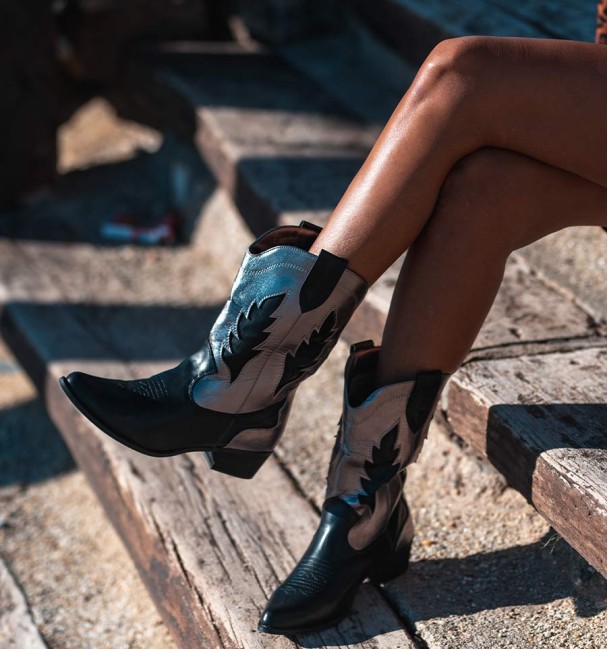Silver Moon boots Silver Moon boots