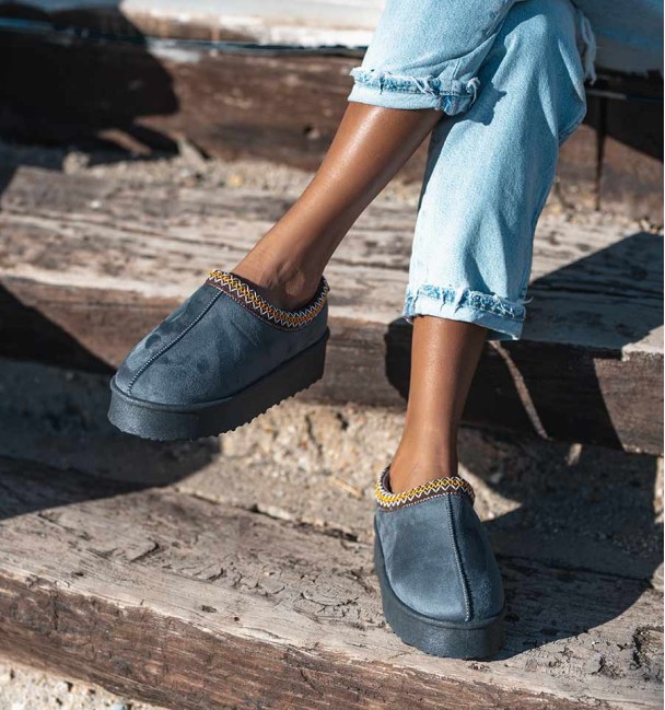 Low grey Australian boots