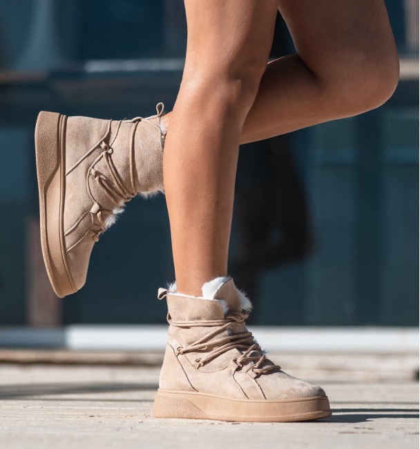 Botas bege de dupla face