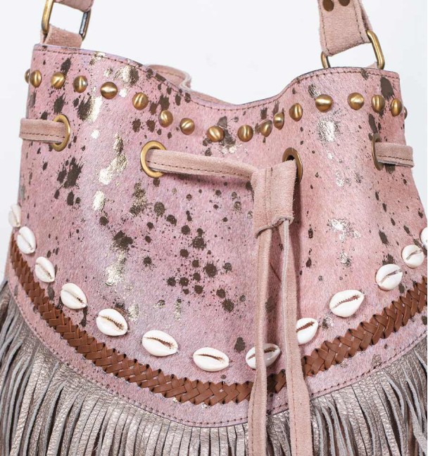 Large shoulder pink bag with fringes