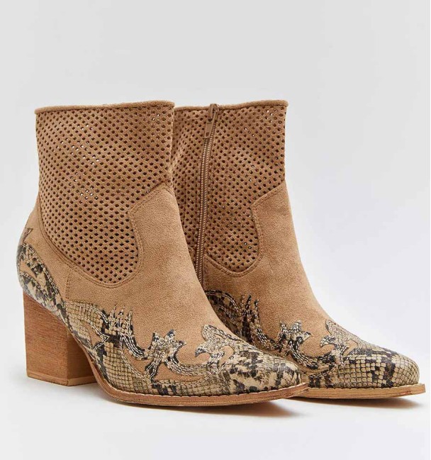 Botas de cowboy castanhas de cano...