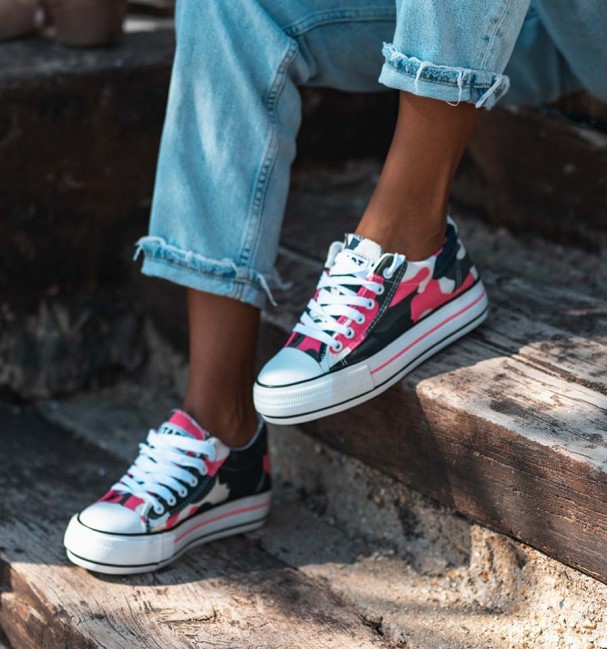 Zapatillas bambas camuflaje rosa