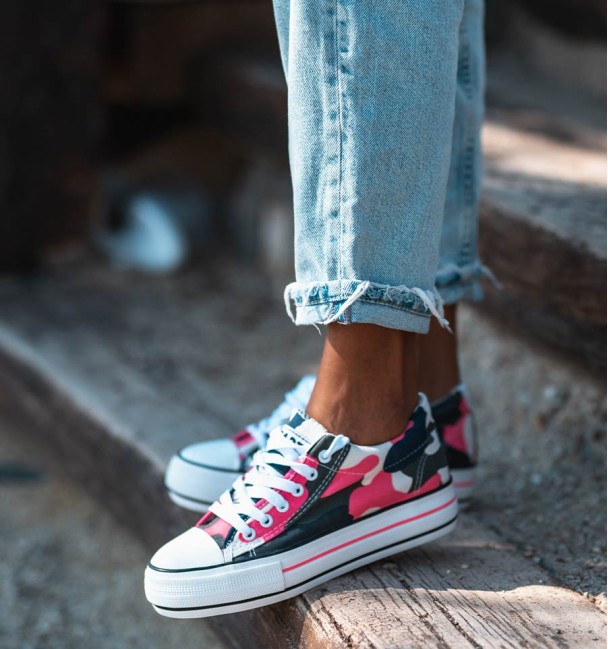 Zapatillas bambas camuflaje rosa