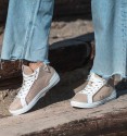 Trainers in white and beige canvas in bootie with inner zip.