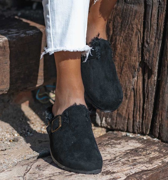 Socas pretas de mulher para o inverno. Sola de cortiça e borracha, interior quente. Sem animais 2