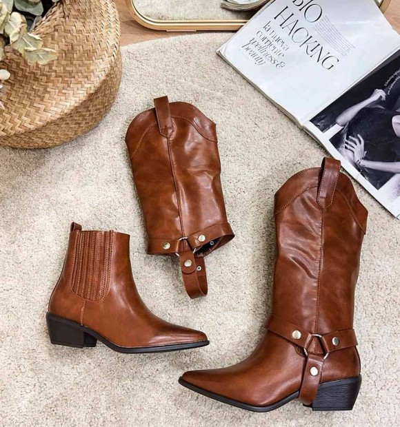 detachable brown cowboy boots, can be worn as a high top boot or as a boot boot with a removable shaft.