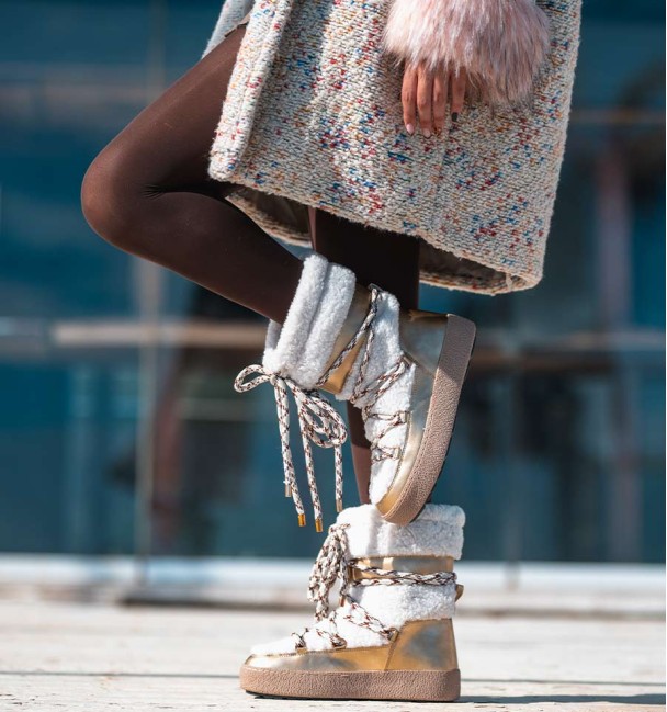 Gold apres ski boots