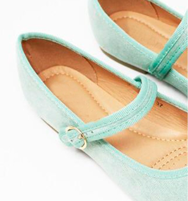 soft green ballerinas Adisa
