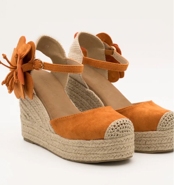 orange espadrilles with wedge and ankle strap with flower ornament