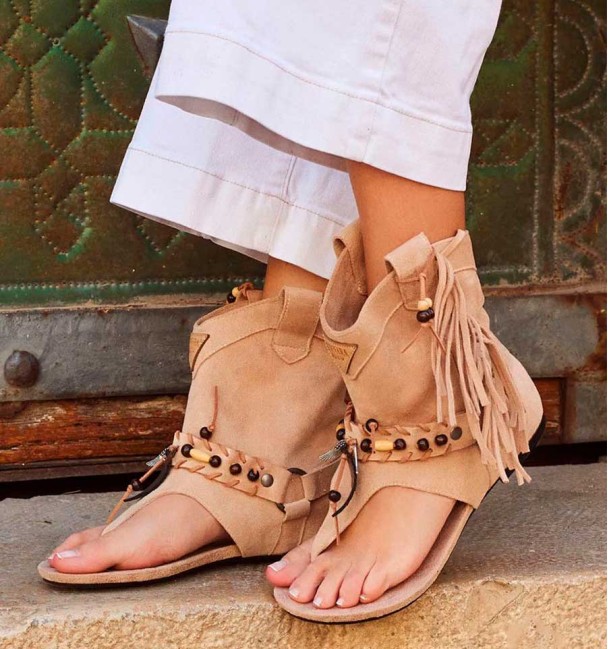 Boho sandals boots beige Zahara