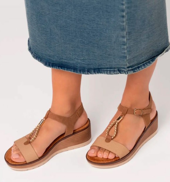 Cuñas esparto kaki detalle empeine dorado