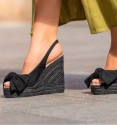 Black esparto bow wedges