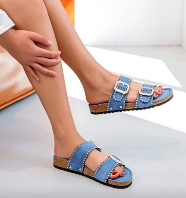 Blue bio sandals with studs