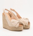 Beige esparto bow wedges