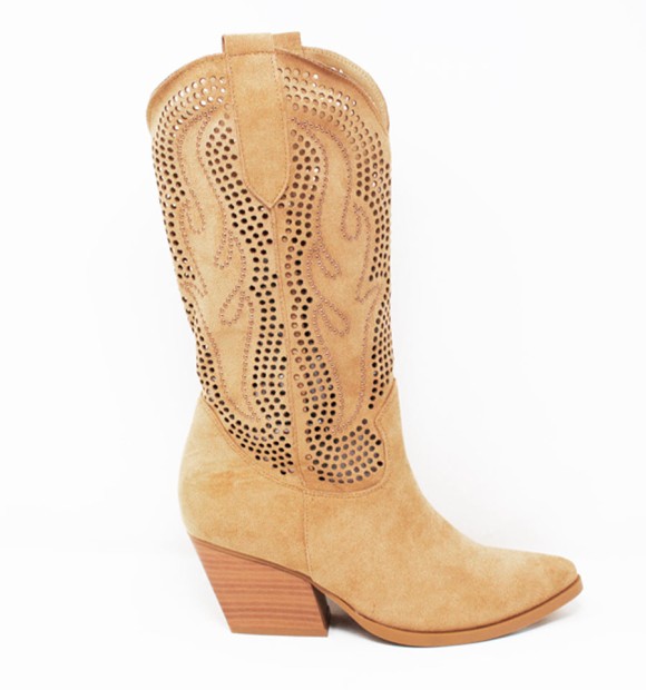 Camel cowboy boots with heel 2