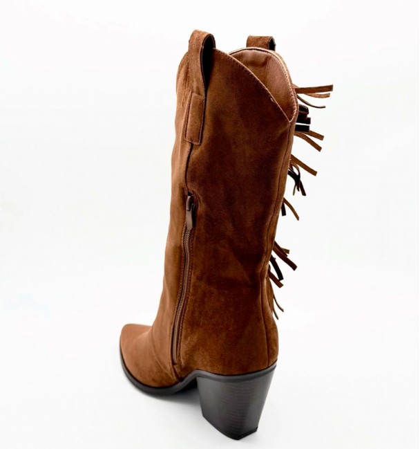 Botas altas castanhas