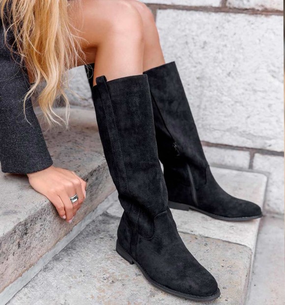 Botas camperas negras planas