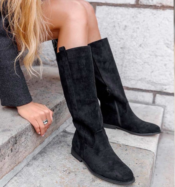 Flat black country boots