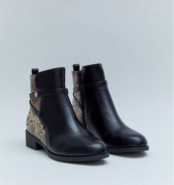 Botines negros talón animal print