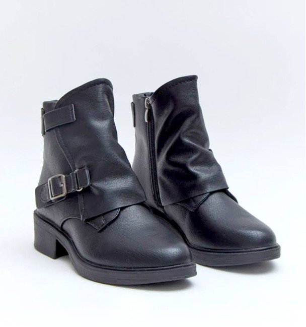 Angeles black biker boots