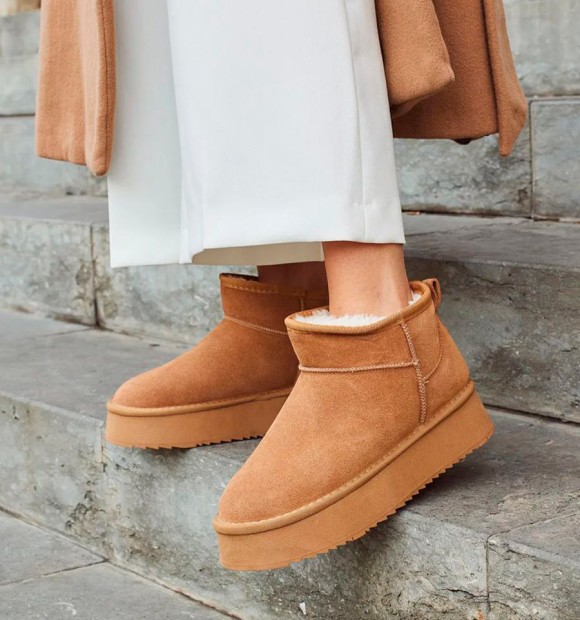 Leather brown australian boots