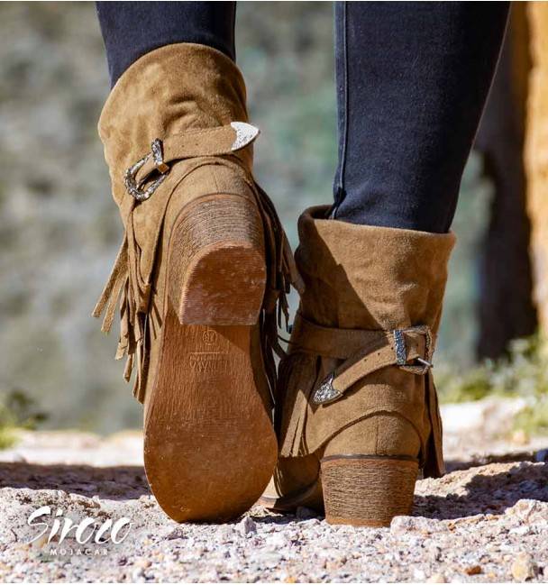 Botas Camperas Gibson Taupe