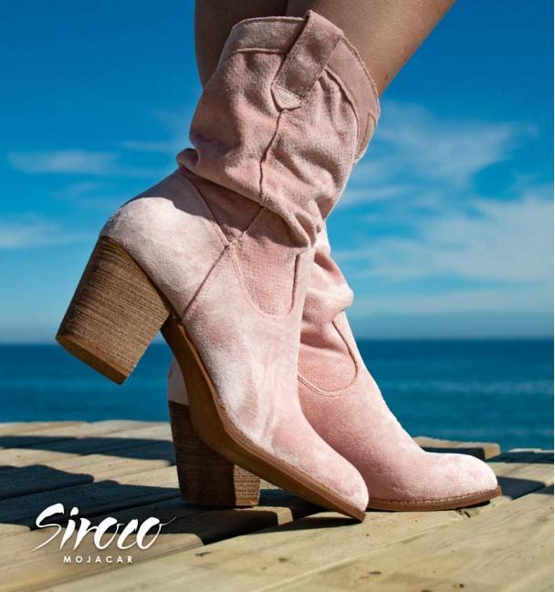 Botines cowboy caña baja  rosas