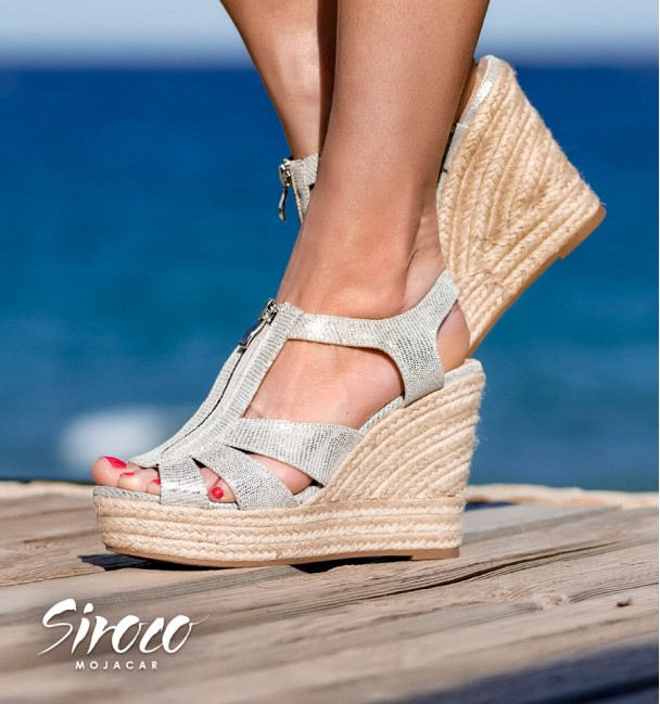 Sandalias con cuña  Plata