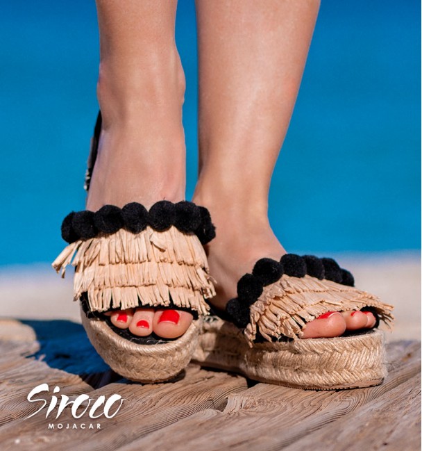 Alpargatas Chic Beige-Negro