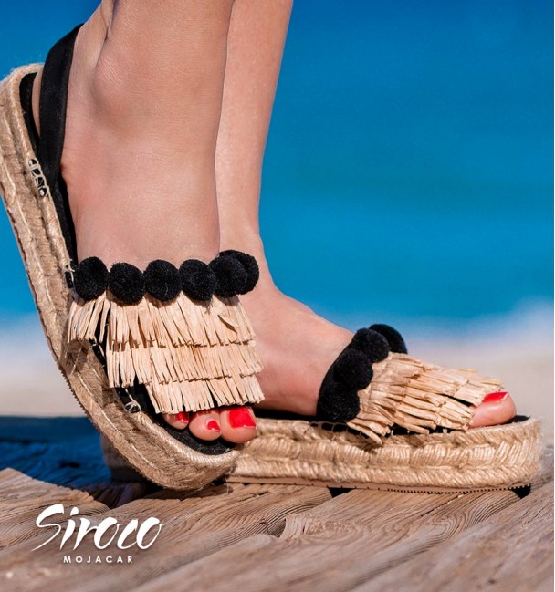 Alpargatas Chic Beige-Negro