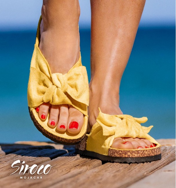 SANDALIAS LULÚ YELLOW