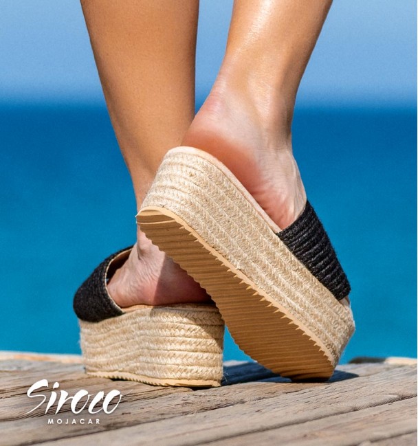 Sandalias Larisa Negro