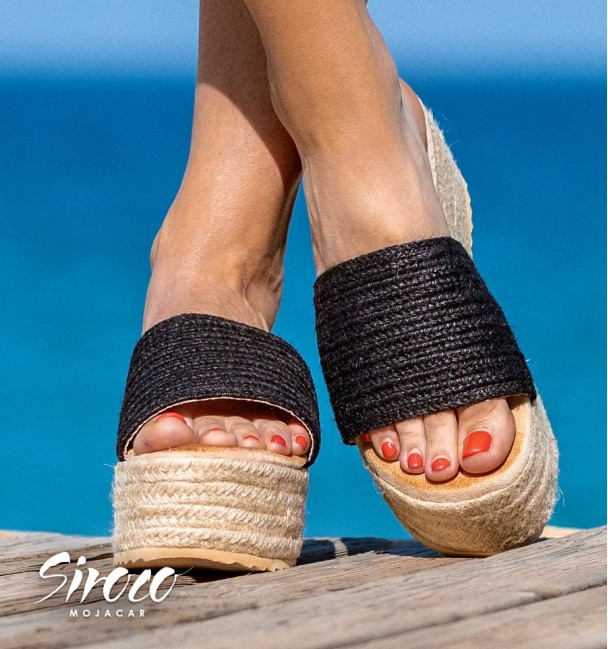 Sandalias Larisa Negro