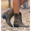  brown low heel texas boots